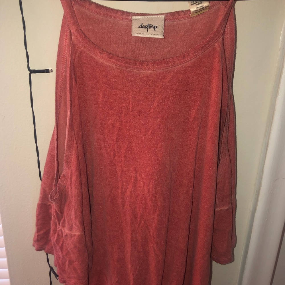 Off the shoulder shirt tank top